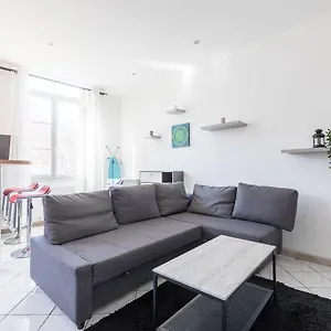 Apartamento Ideally Placed To Visit + Bright Flat - Idéalement Placé Pour Visiter + Lumineux, Tolón